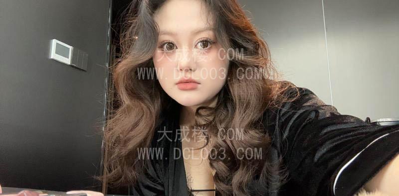静安馒头户型小姐姐
