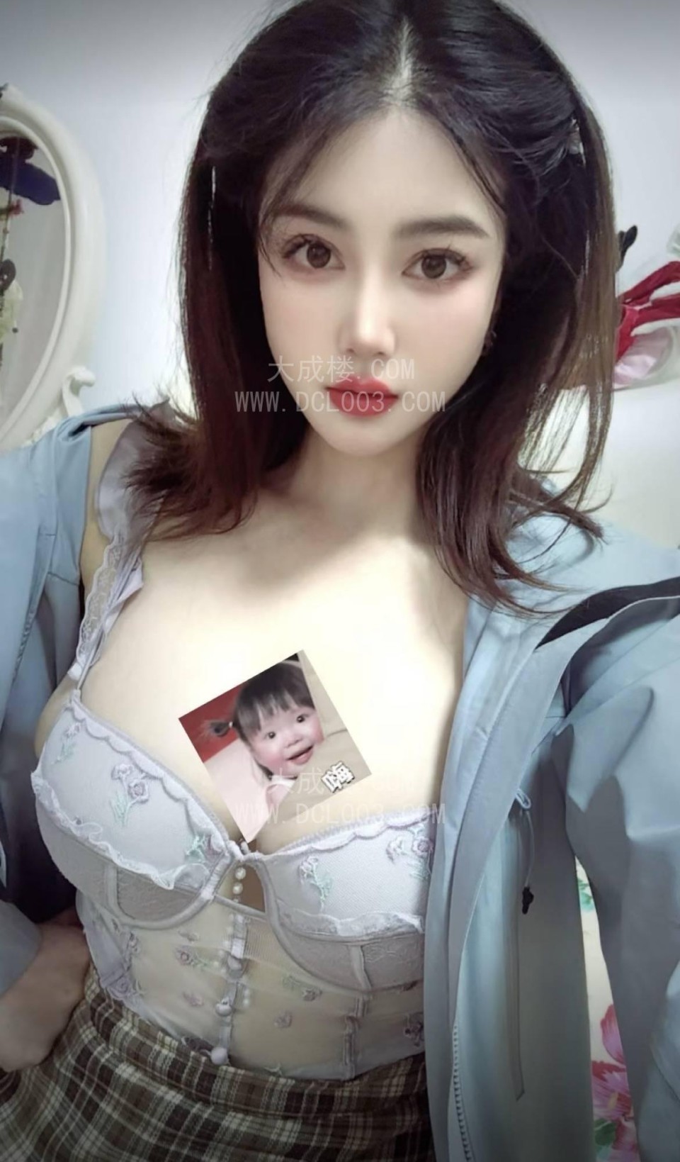 南京夫子庙大胸美女