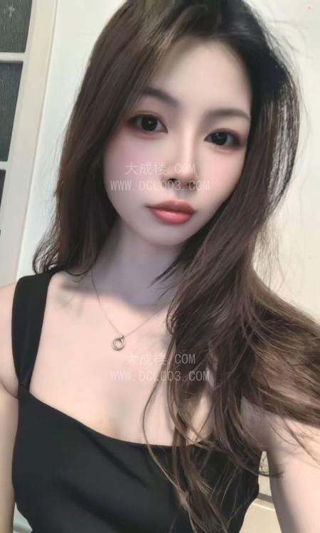 太原小巧美女
