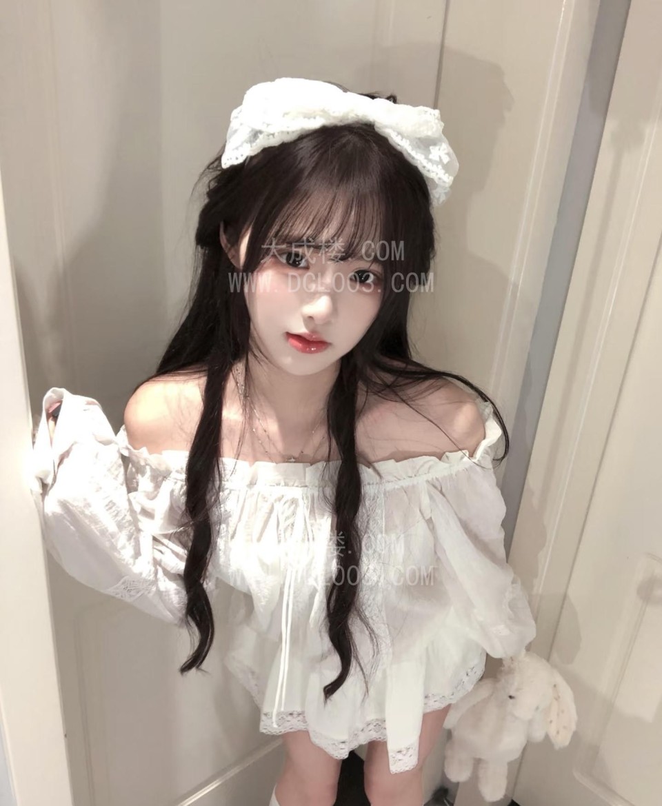 朝阳服务系性感身材小美女