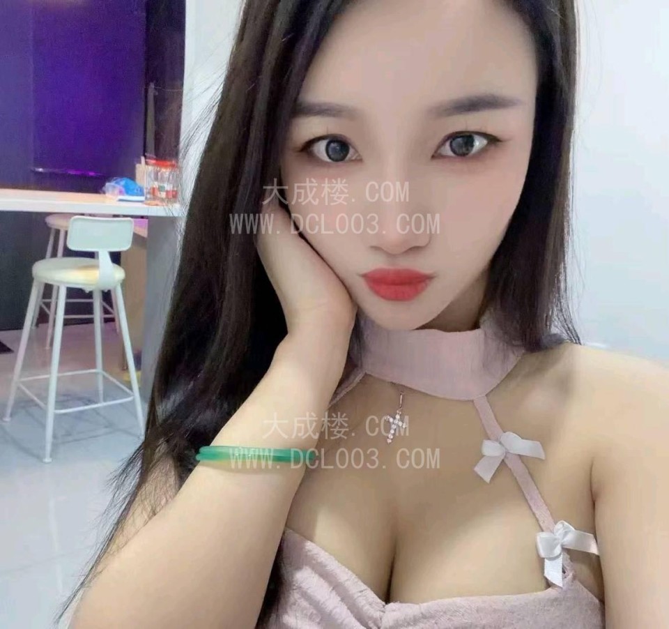 南京竹山路清纯小嫩妹小云