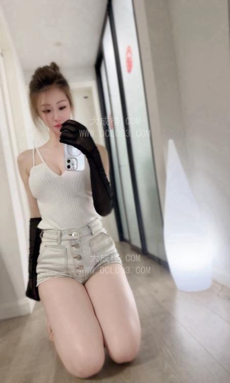 杨浦长腿御姐莫奈老师