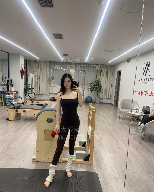 丰台性感身材颜值奶茶老师
