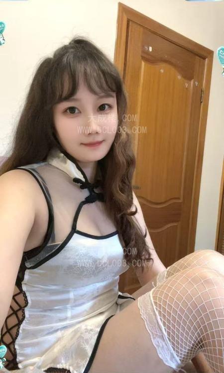 杨浦性感旗袍美女