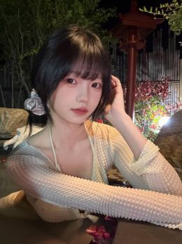 浦东06女大嫩妹粉嫩大胸