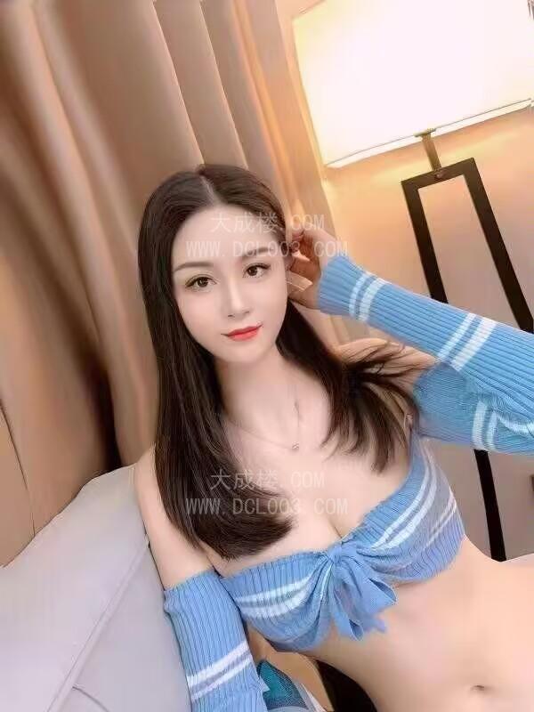 白云性感白嫩长腿琳琳