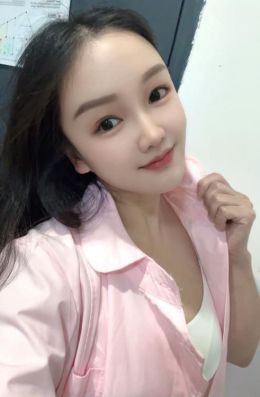 白云气质小可爱