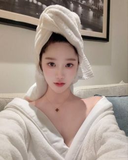 南山人美波圆身材好妹子