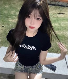 成都嫩妹佩佩