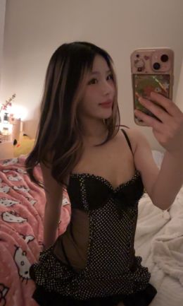 青岛胶州水多浪妞