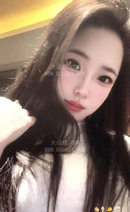 青岛风骚炮架子小少妇