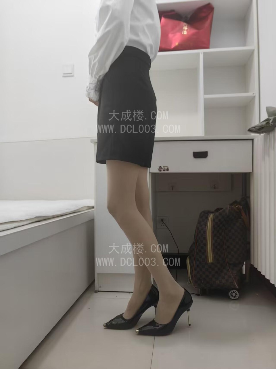 郑州172腿玩年高跟少妇