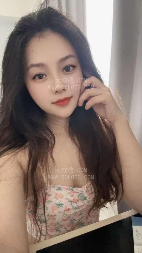 天河三点粉素颜娜娜