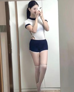 东莞高挑性感翘臀美女