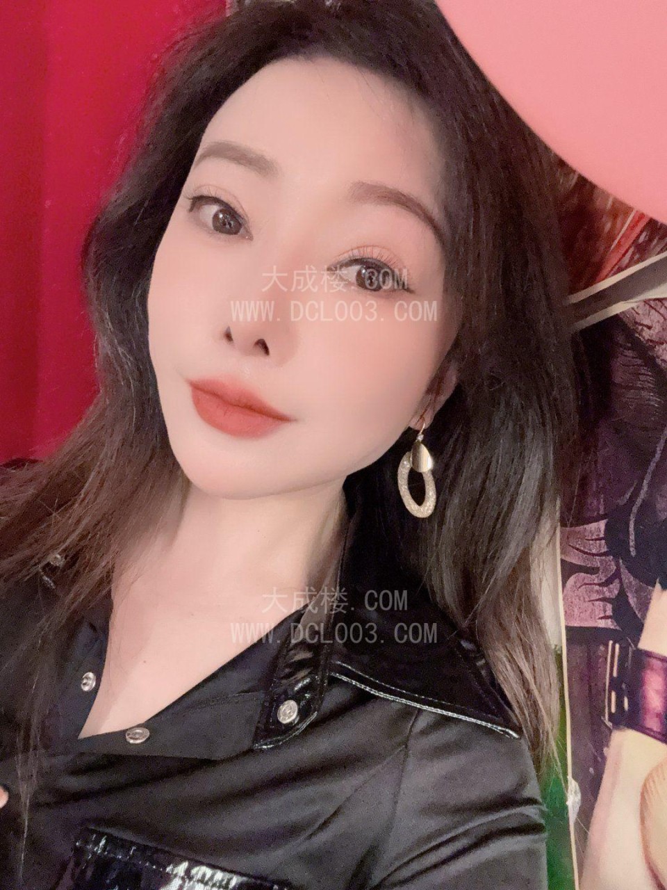 天河主动伺候木桶泡澡AV水床婉君