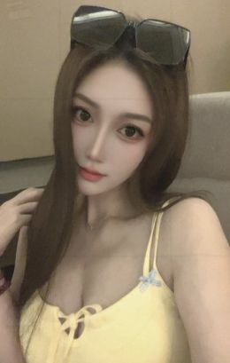 白云风骚四川嫩妹