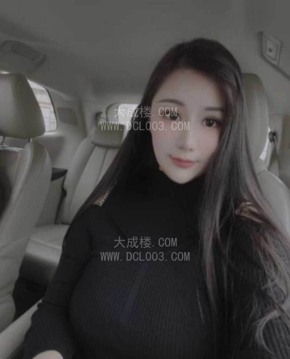 武汉大胸翘臀妹子