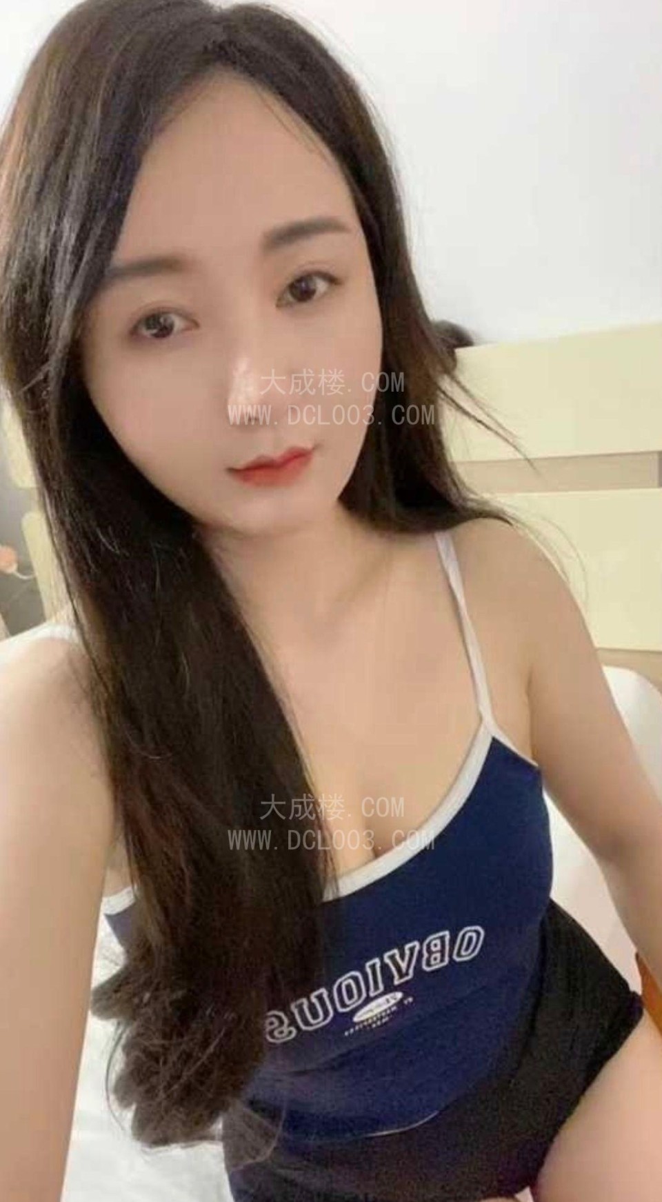 海珠水多润滑嫩妹月月