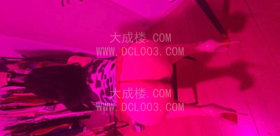 天津再探大奶翘臀熟女