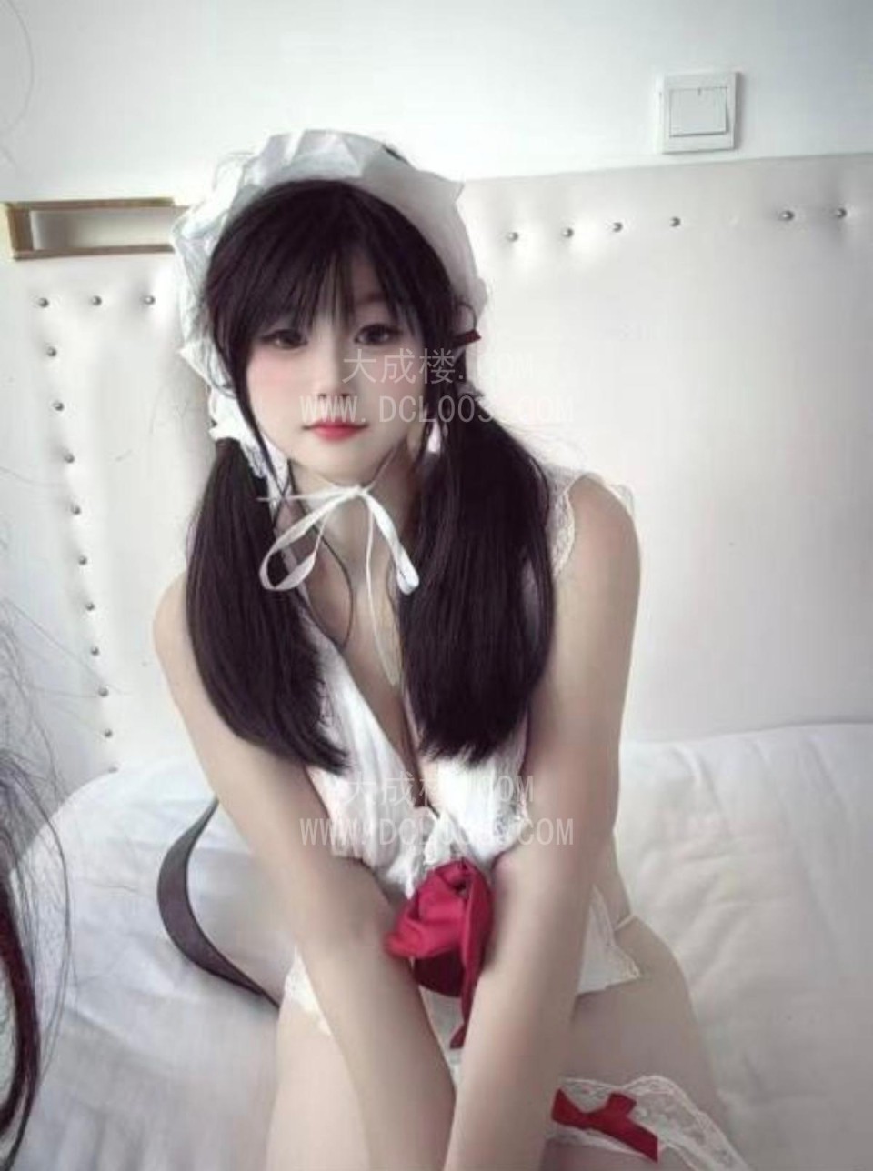 浦东小骚妹蜜桃臀
