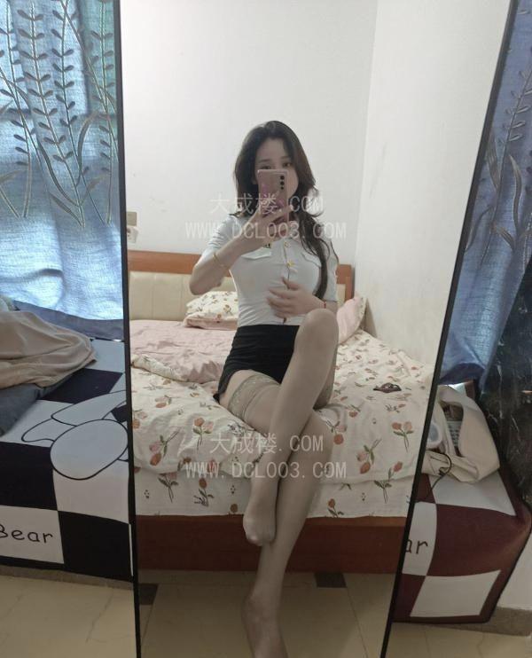 佛山妖娆长腿小姐姐