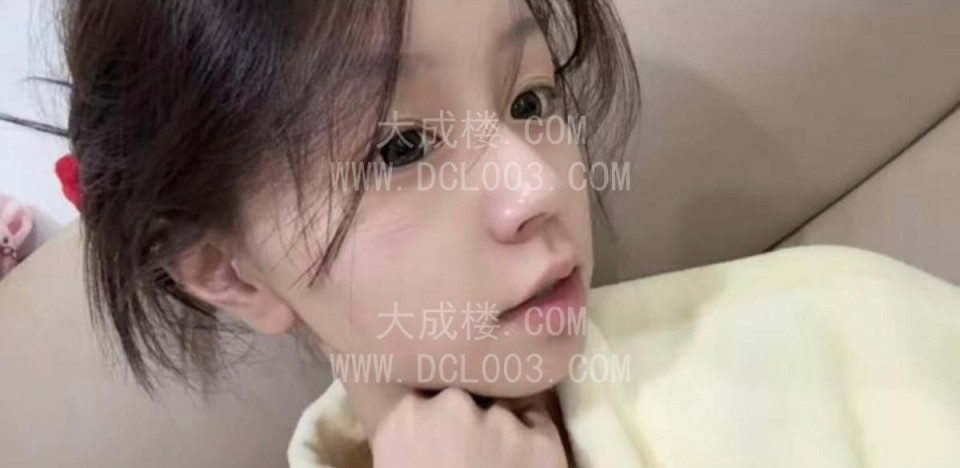 南山性感甜妹